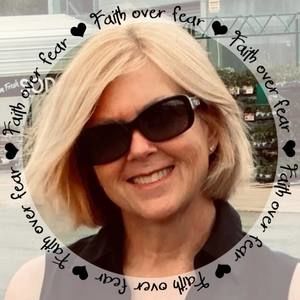 Meet your Posher, Jana